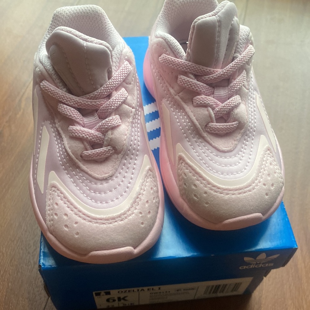 Pink Adidas - Picture 6 of 9